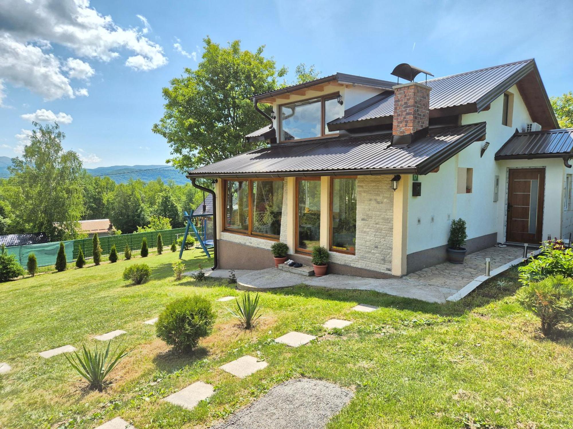 Mountain House Brutusi 17 Bjelasnica Trnovo Bih Exterior photo